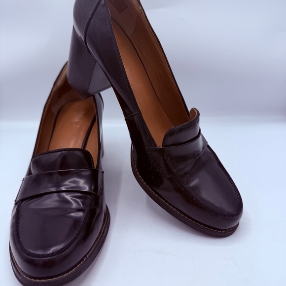 Clarks Classic Black Women's Heel Loafers - Picture 2 of 7